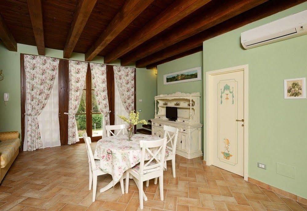 Agriturismo I Granai Crocemaroggia エクステリア 写真