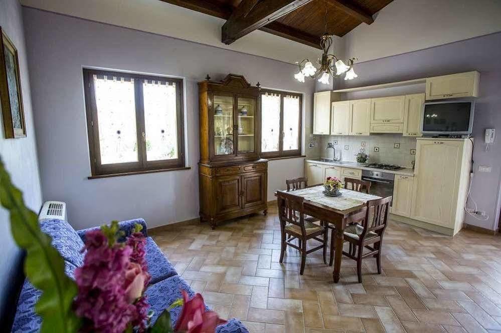 Agriturismo I Granai Crocemaroggia エクステリア 写真